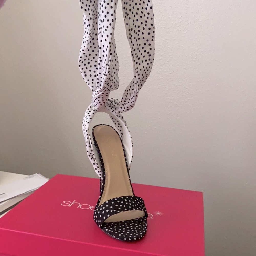 BRAND NEW Polka dot high heels
